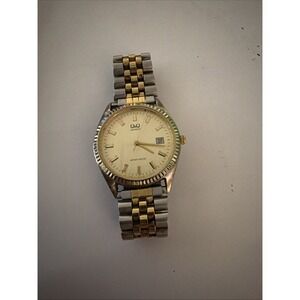 Q&Q Two Tone 32mm Quartz Watch Day Date Indicator 6 3/4" Adjustable Clasp Band